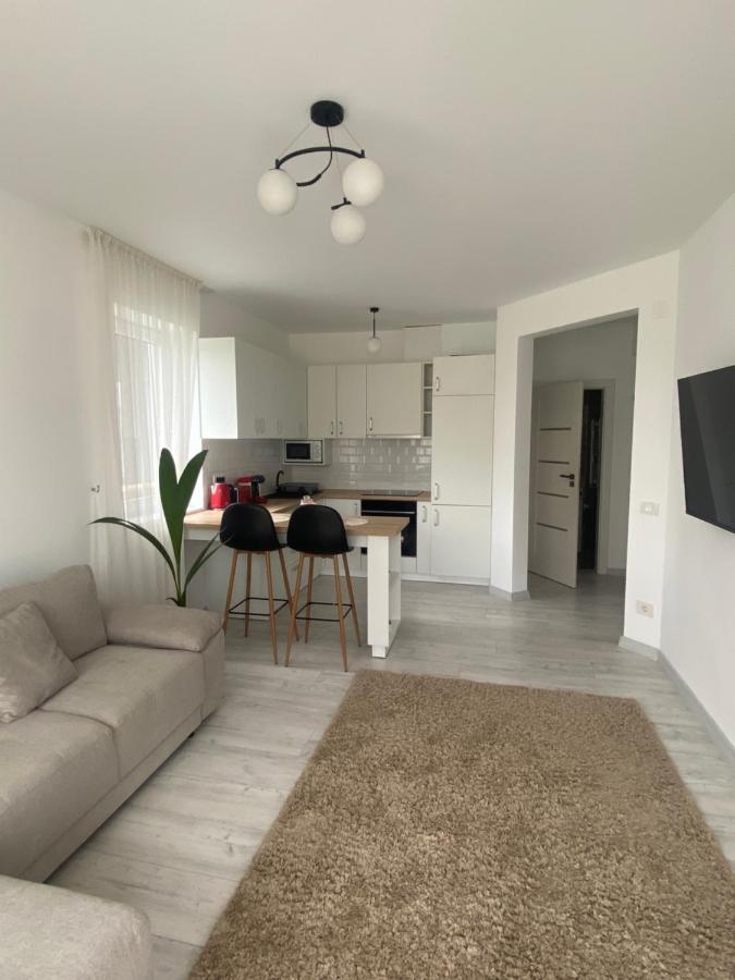 Good Vibes Apartment Орадя Экстерьер фото